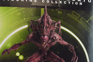 Alien Predator Rogue Xenomorph King Statue