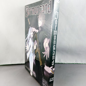 Jormungand manga volume 7. Story and Art by Katsuna Hoshino