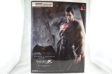 Superman BVS Dawn of Justice Play Arts Kai Figure