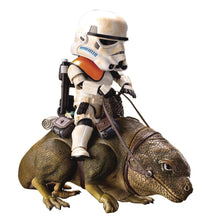 Star Wars ANH EAA-014S Dewback & Sandtrooper Action Figure with 10 movable joints: head, 4 legs, 4 ankles, tail, complete with saddlebags.