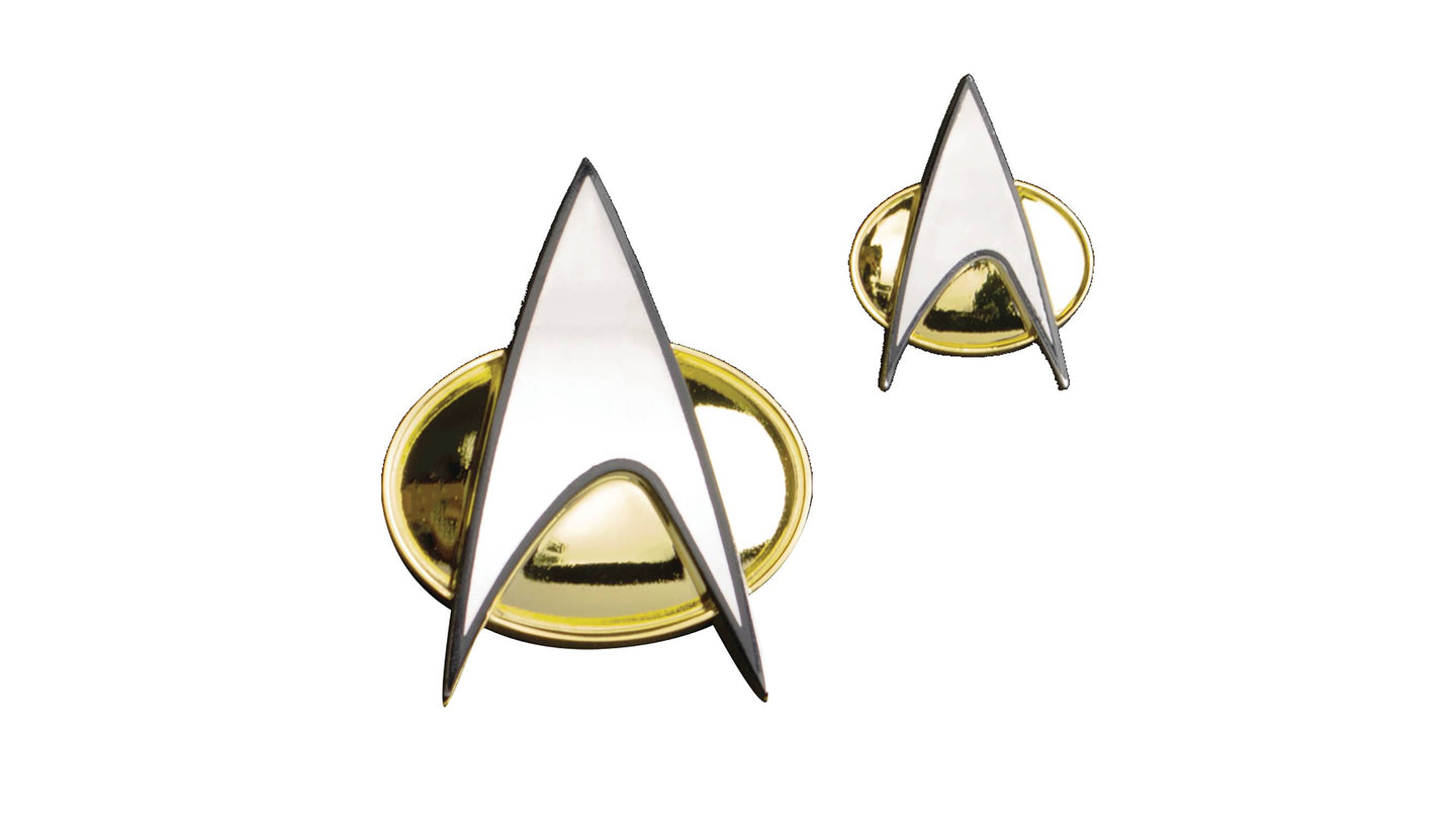 Star Trek Next Generation Badge  And Pin Set