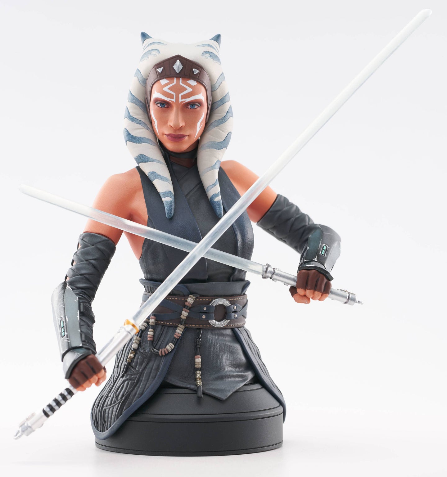 Star Wars The Mandalorian Ahsoka Tano 1/6 Scale Bust