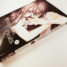 Shuriken and Pleats Volume 2. Manga by Matsuri Hino.