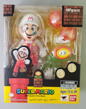 Super Mario Brothers Fire Mario S.H.Figuarts Action Figure